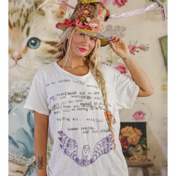 Magnolia Pearl Tops - Magnolia Pearl Stay Bewildered Tee